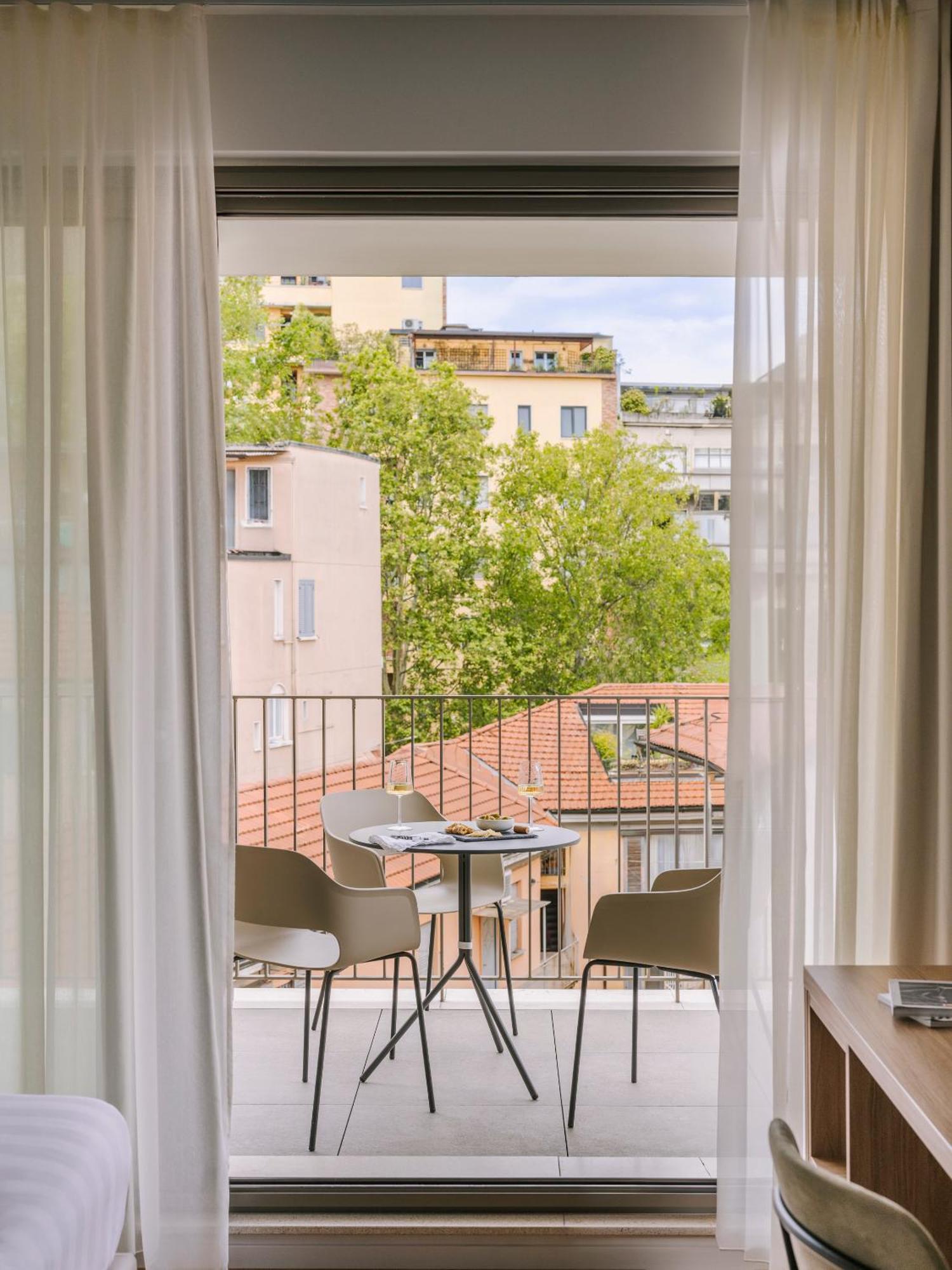 Sonder Atelier Aparthotel Милано Стая снимка